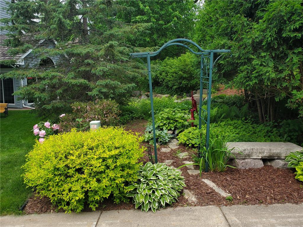 1001 Walden Court Burnsville MN 55337 7072688 image49