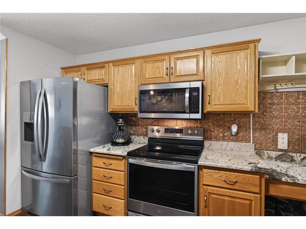 10011 179th Avenue NW Elk River MN 55330 7078456 image13