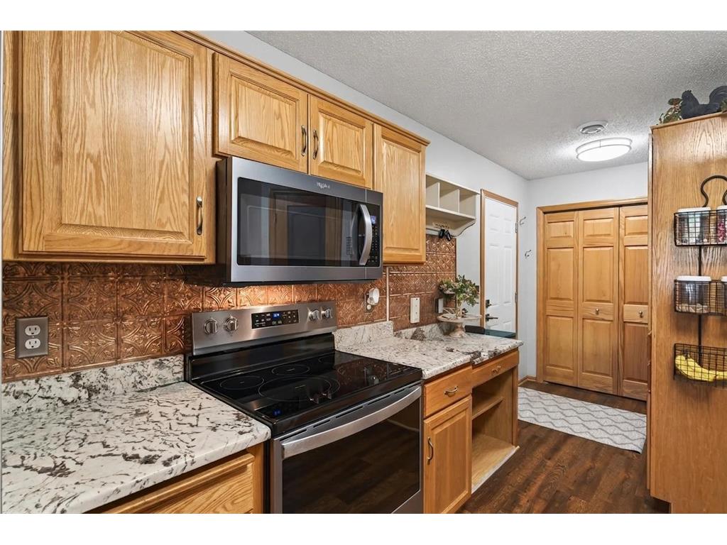 10011 179th Avenue NW Elk River MN 55330 7078456 image15