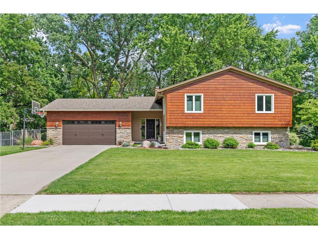 10011 Colorado Road N Bloomington MN 55438 6730242 image1