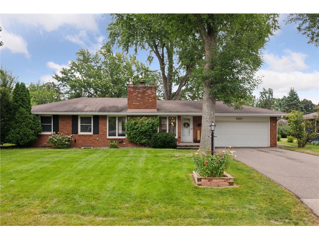10013 Girard Avenue S Bloomington MN 55431 6777978 image1