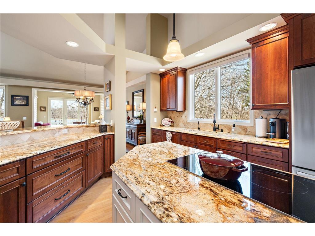 10013 Waterfront Drive Woodbury MN 55129 - Powers 7054123 image11