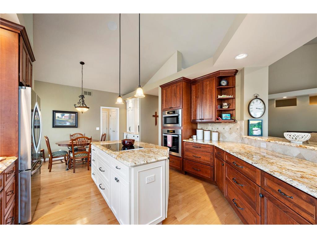 10013 Waterfront Drive Woodbury MN 55129 - Powers 7054123 image13