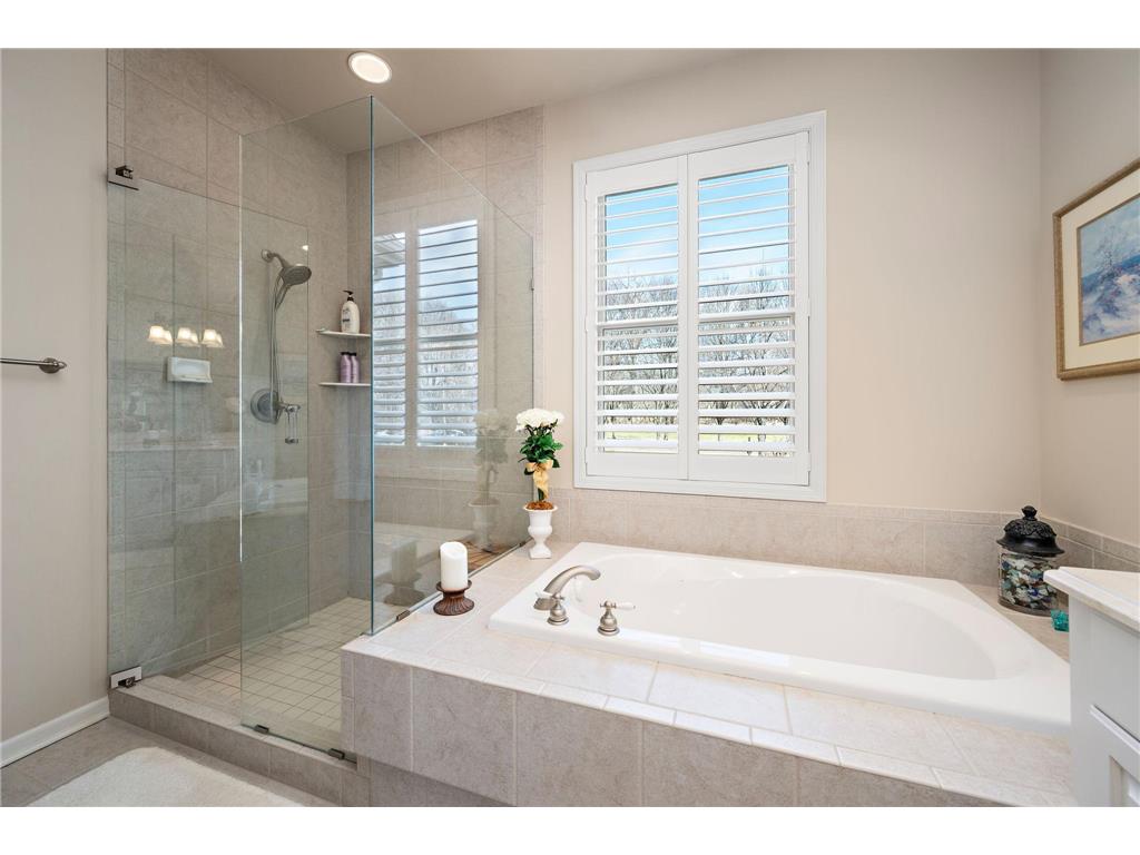 10013 Waterfront Drive Woodbury MN 55129 - Powers 7054123 image25