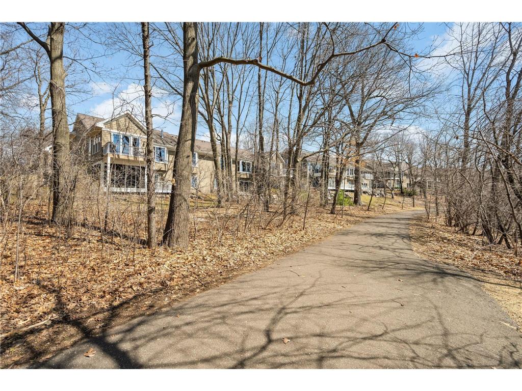 10013 Waterfront Drive Woodbury MN 55129 - Powers 7054123 image40