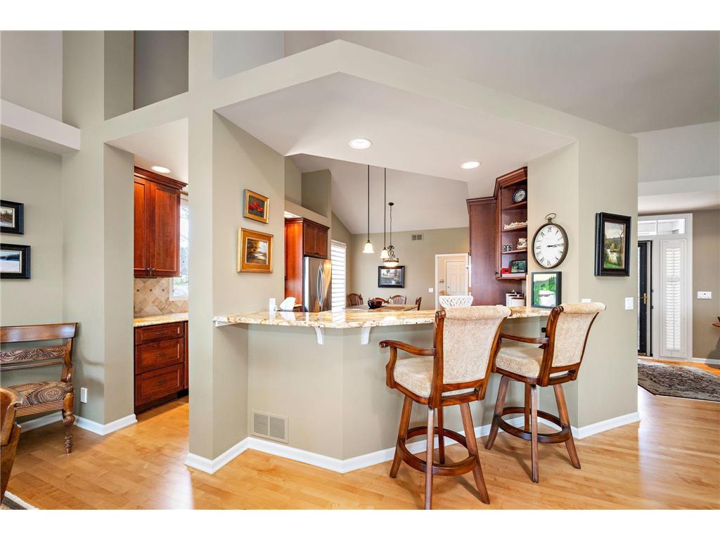 10013 Waterfront Drive Woodbury MN 55129 - Powers 7054123 image9