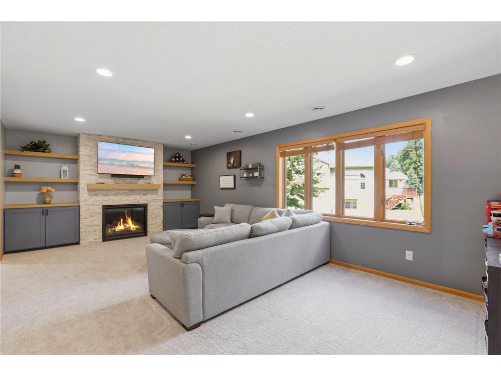 10014 Hidden Oaks Lane N Champlin MN 55316 7096679 image6