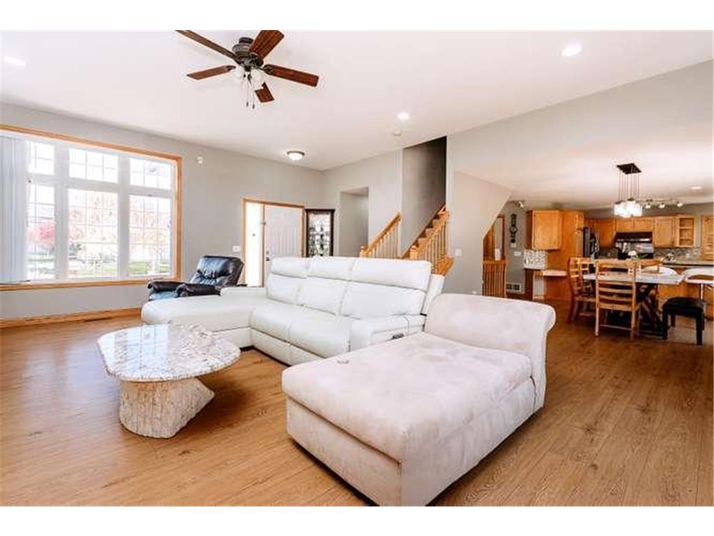 10014 Pin Oak Court N Brooklyn Park MN 55443 7068266 image10