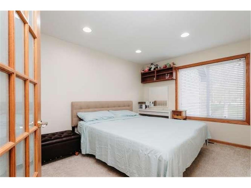 10014 Pin Oak Court N Brooklyn Park MN 55443 7068266 image15