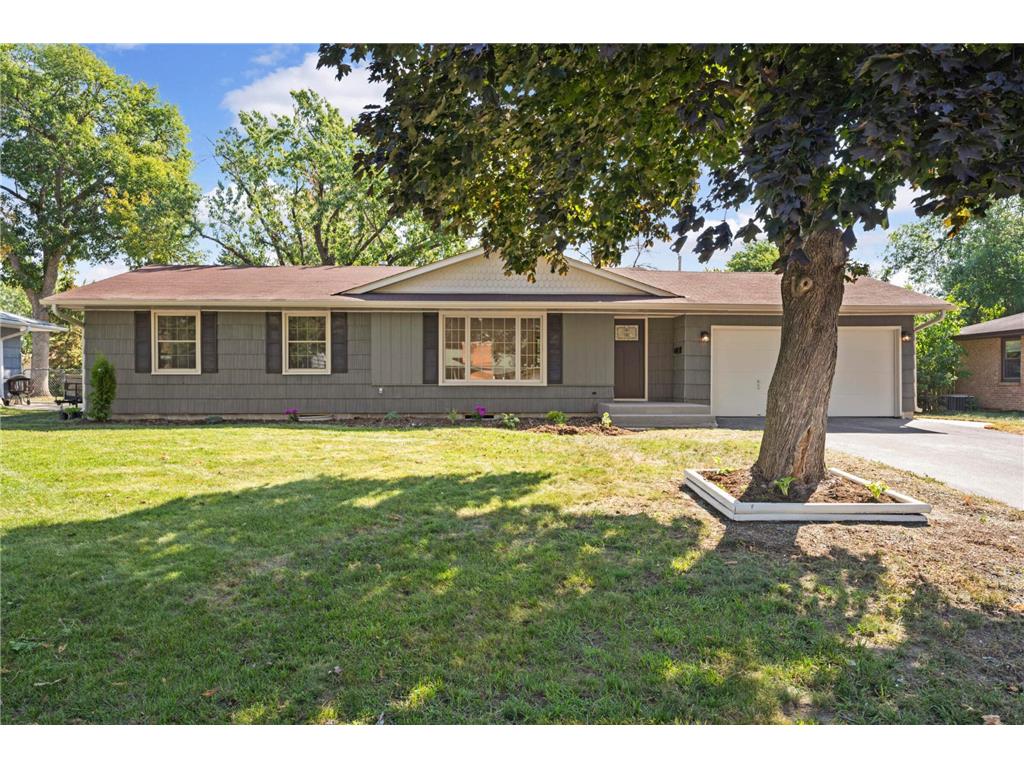 10019 Emerson Avenue S Bloomington MN 55431 6423385 image1