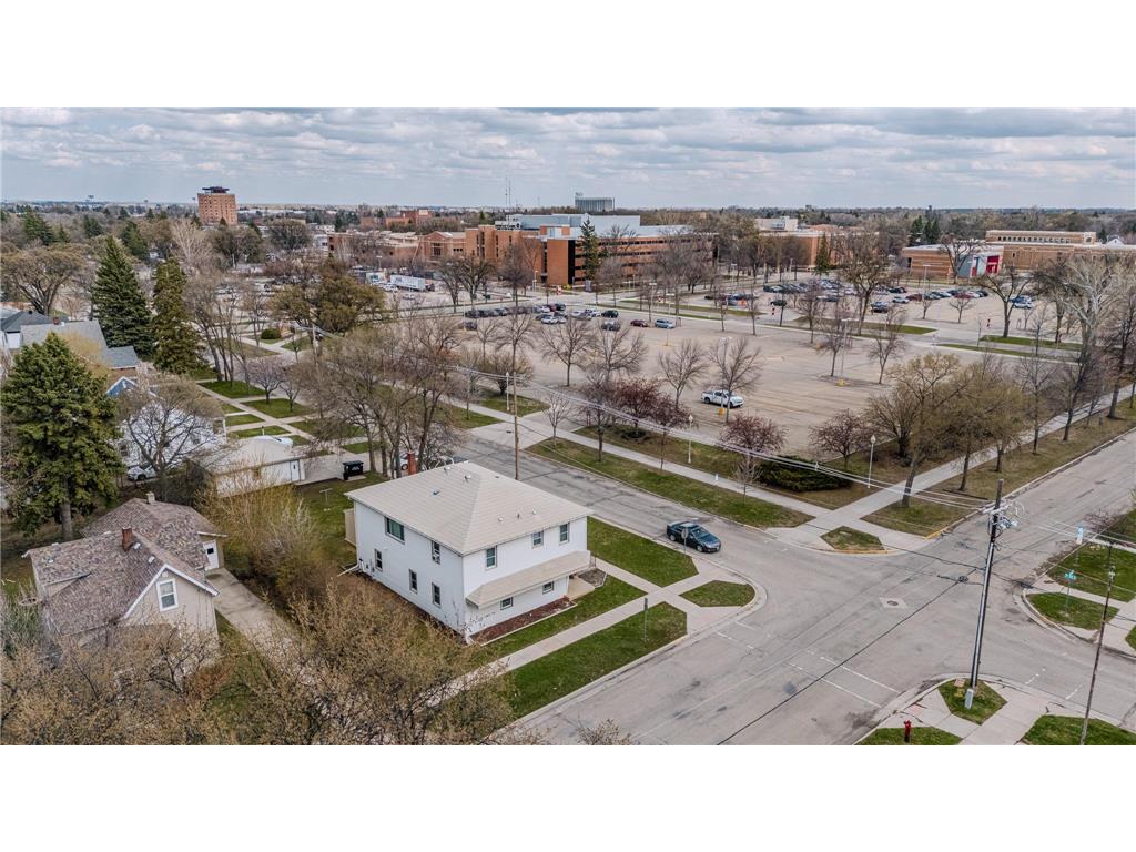 1002 5th Avenue S Moorhead MN 56560 7067743 image7
