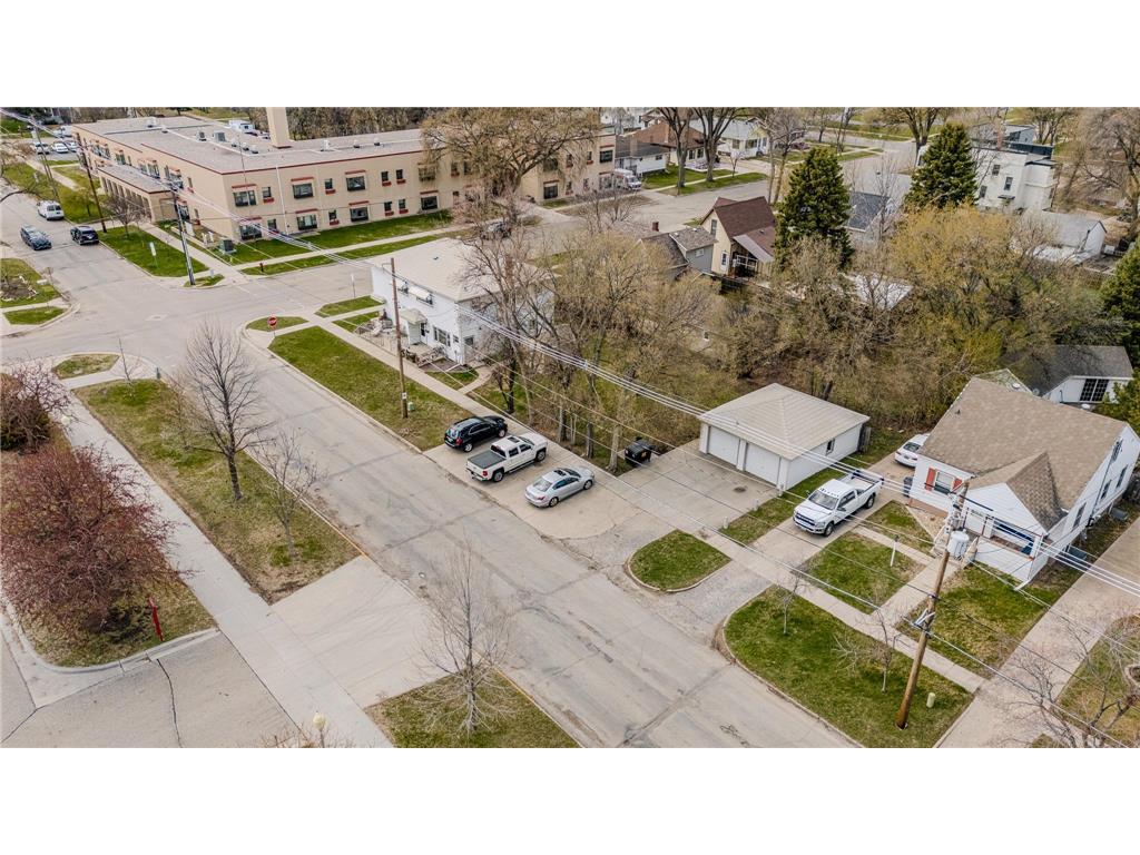 1002 5th Avenue S Moorhead MN 56560 7067743 image8