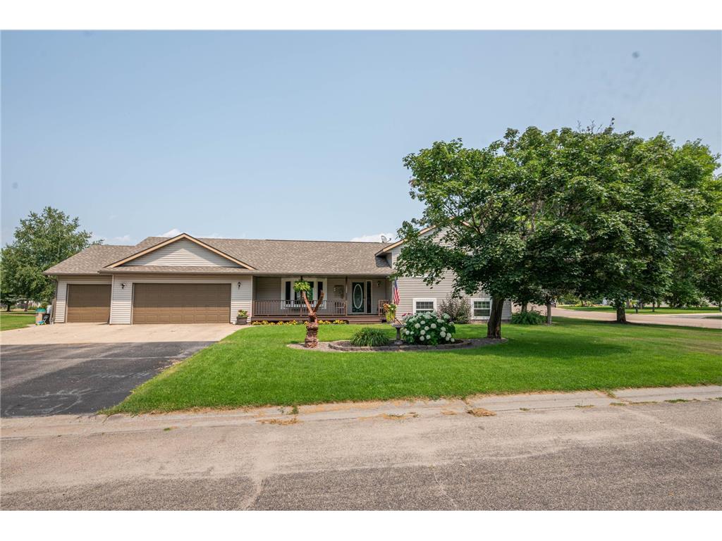 1002 6th Avenue NW Perham MN 56573 6407051 image1