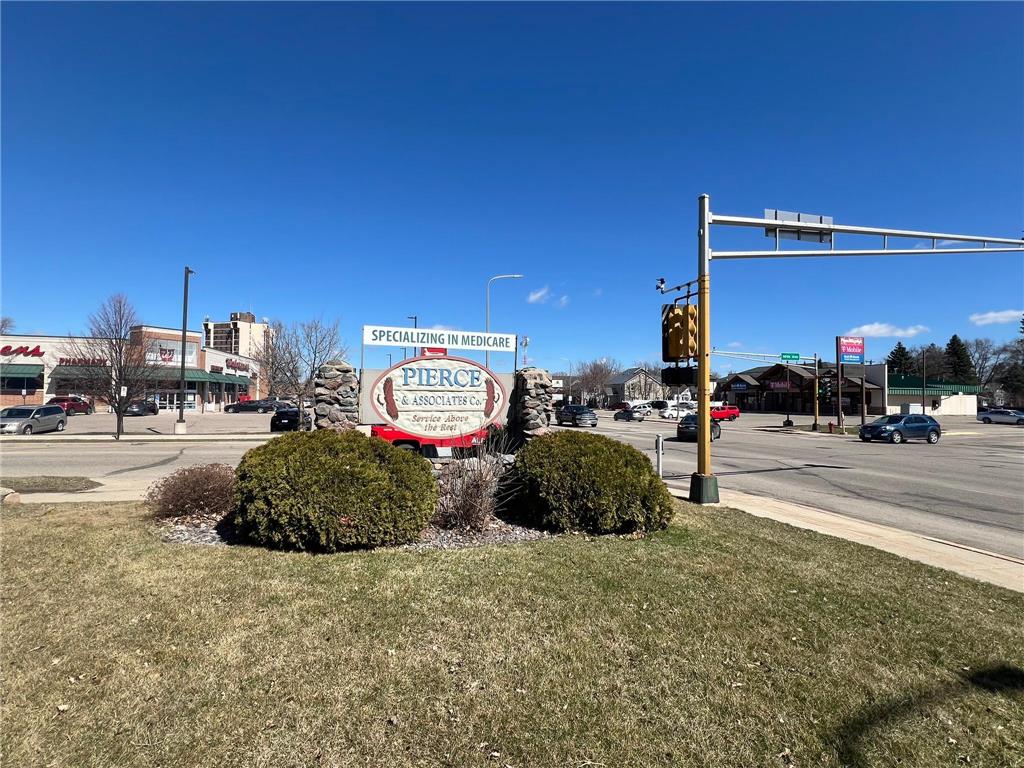 1002 Broadway Street Alexandria MN 56308 7069161 image14