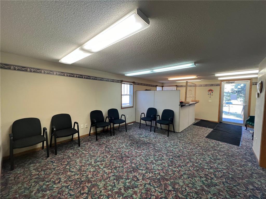 1002 Broadway Street Alexandria MN 56308 7069161 image30