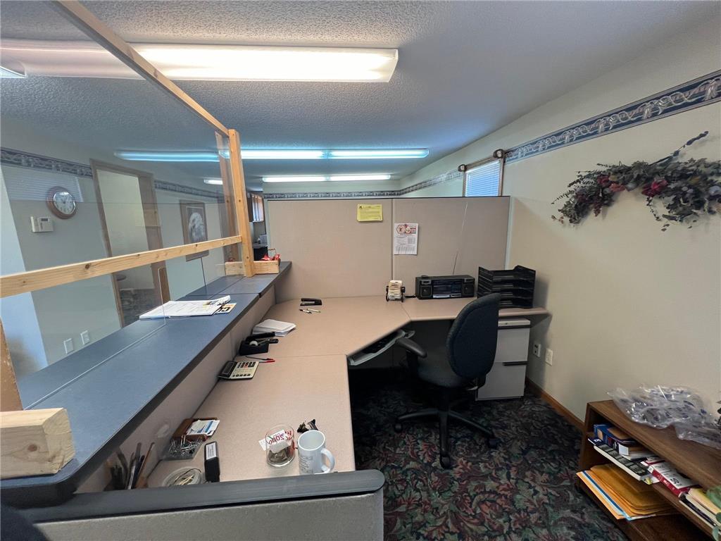 1002 Broadway Street Alexandria MN 56308 7069161 image34