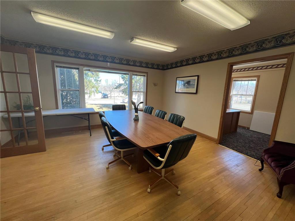 1002 Broadway Street Alexandria MN 56308 7069161 image38