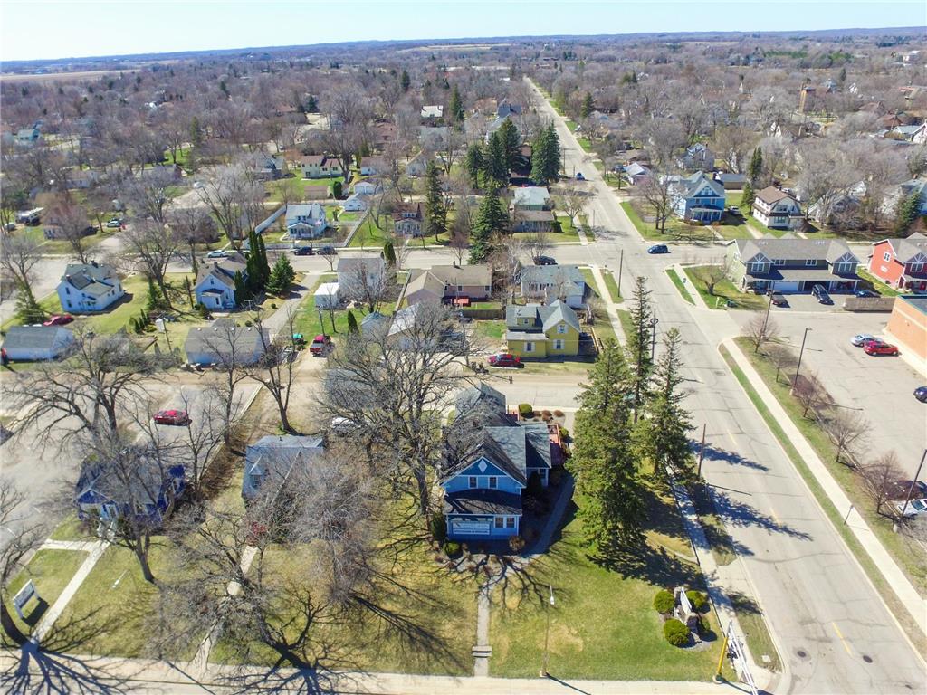 1002 Broadway Street Alexandria MN 56308 7069161 image50