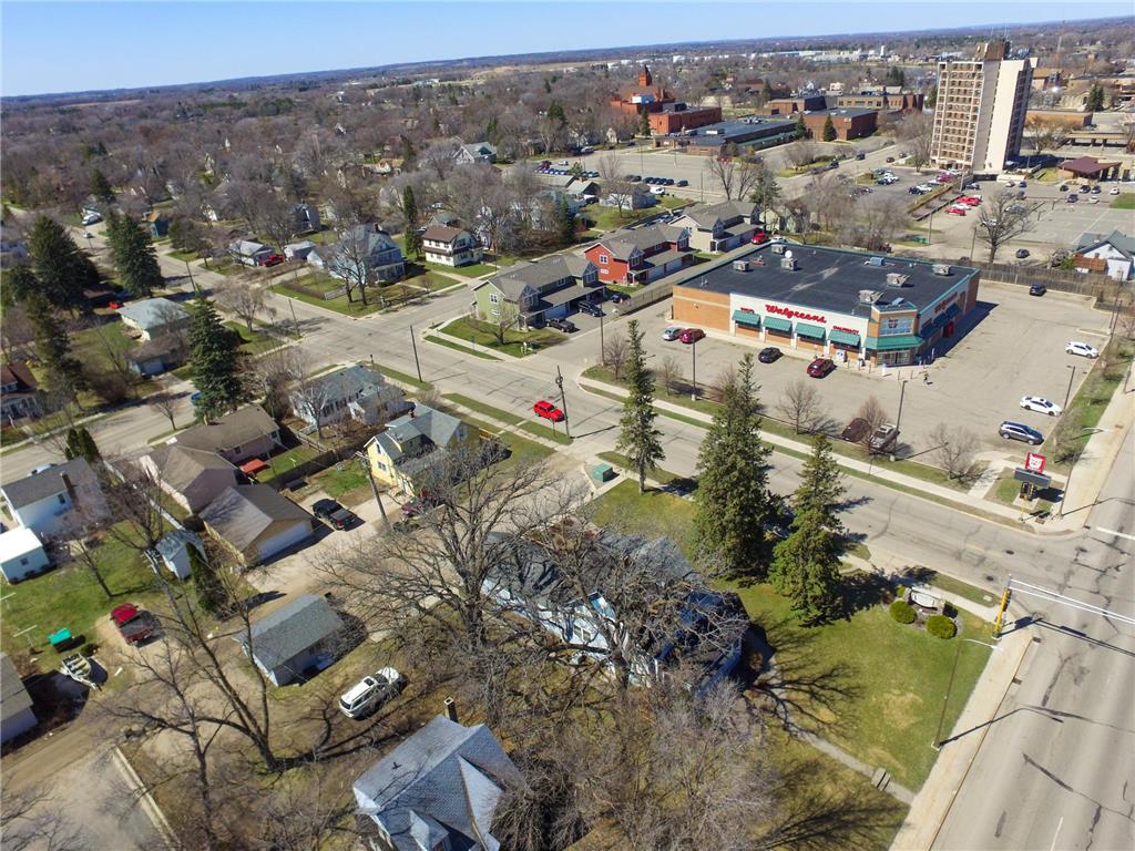 1002 Broadway Street Alexandria MN 56308 7069161 image53