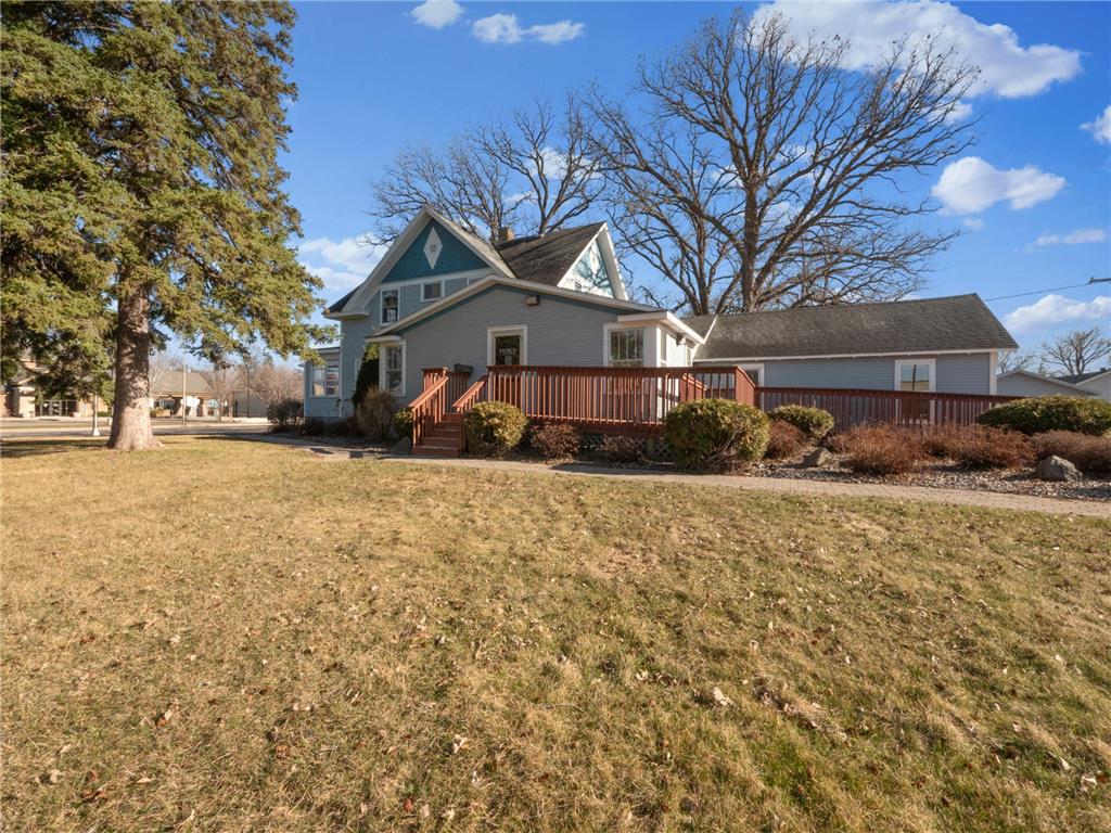 1002 Broadway Street Alexandria MN 56308 7069161 image54