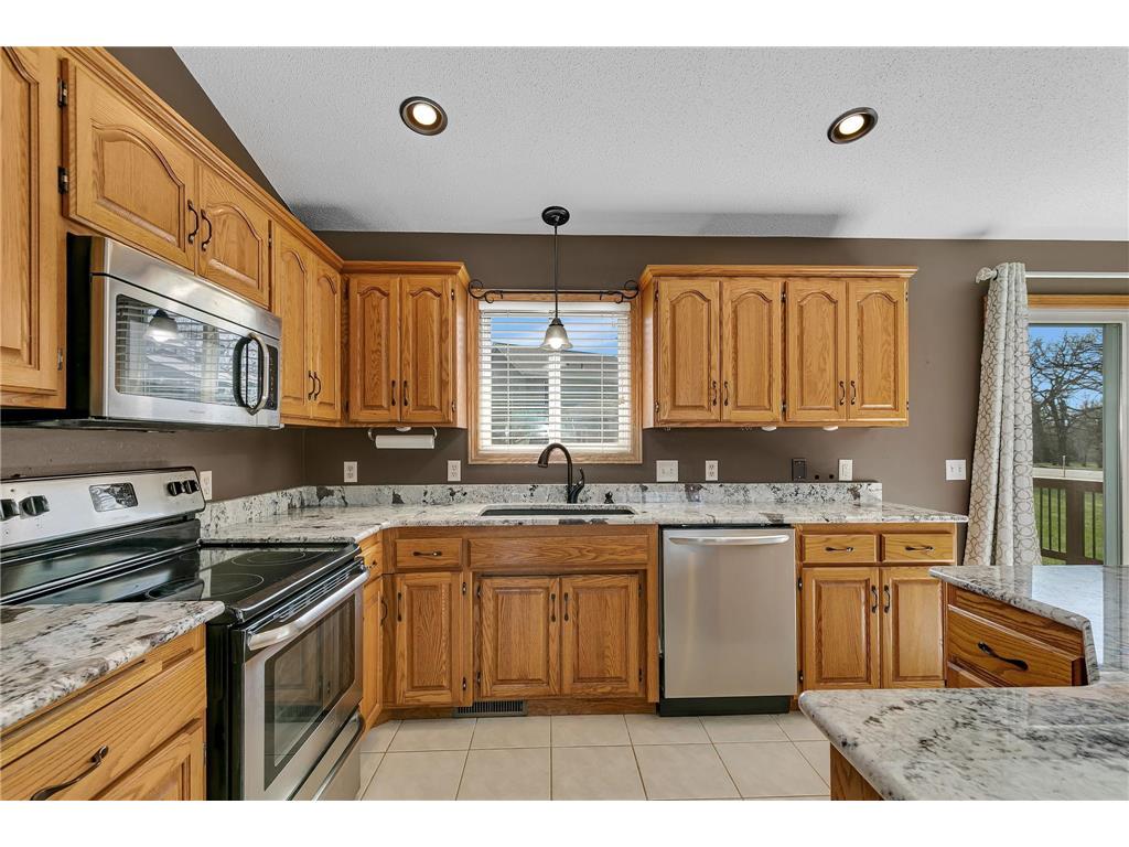 1002 Brook Court Sauk Rapids MN 56379 7059302 image2