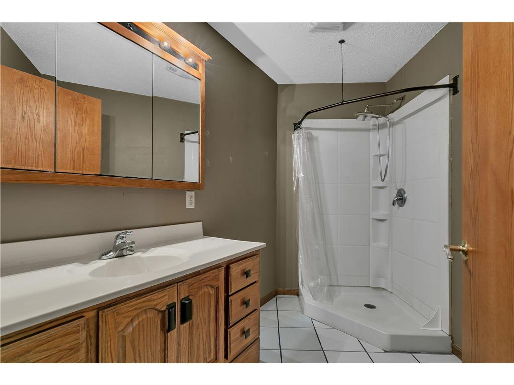 1002 Brook Court Sauk Rapids MN 56379 7059302 image24