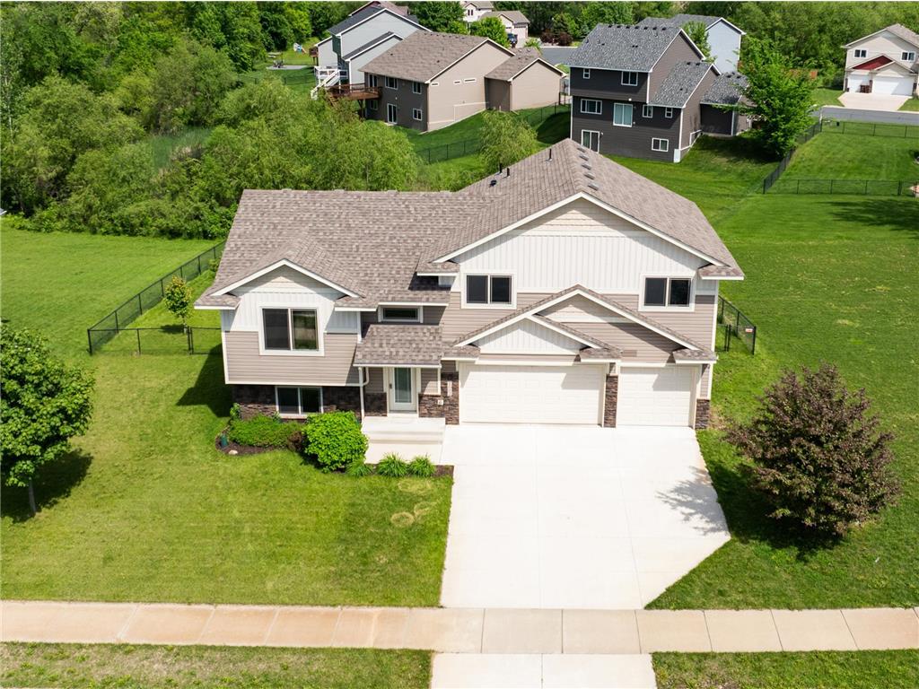 1002 Cole Avenue Montrose MN 55363 6543964 image1