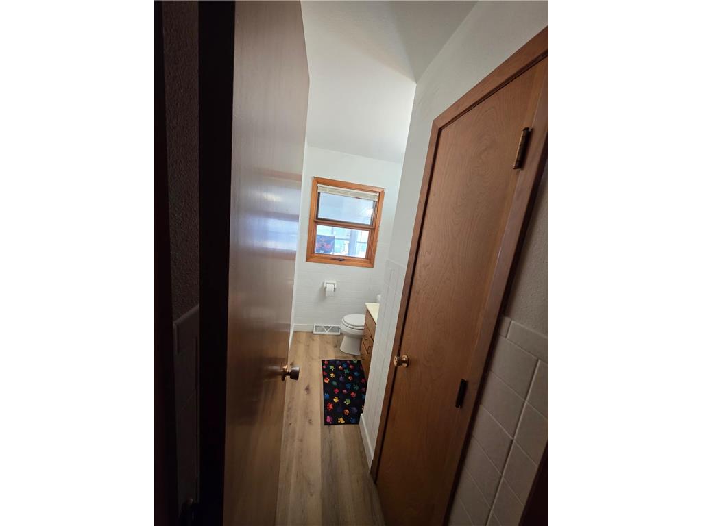 1002 Linden Street Luverne MN 56156 7027815 image14