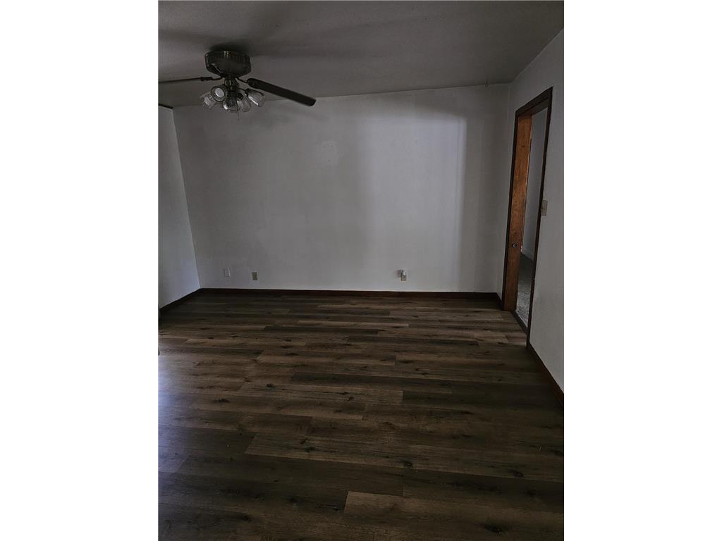 1002 Linden Street Luverne MN 56156 7027815 image35