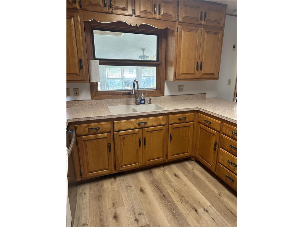 1002 Linden Street Luverne MN 56156 7027815 image6