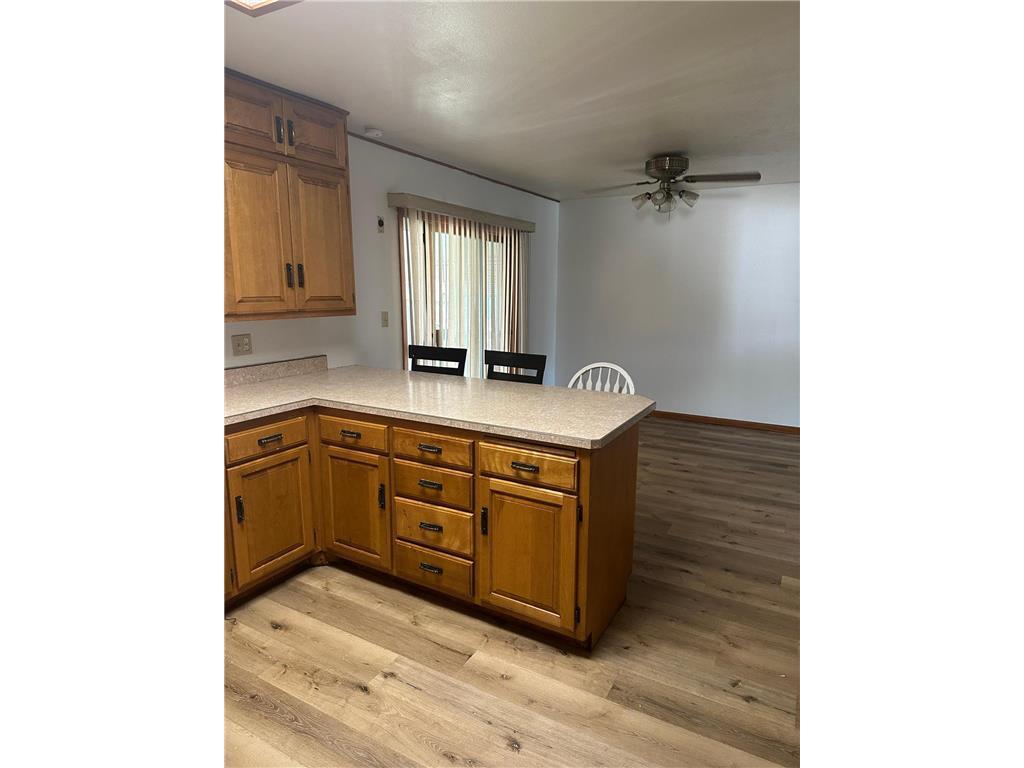 1002 Linden Street Luverne MN 56156 7027815 image8