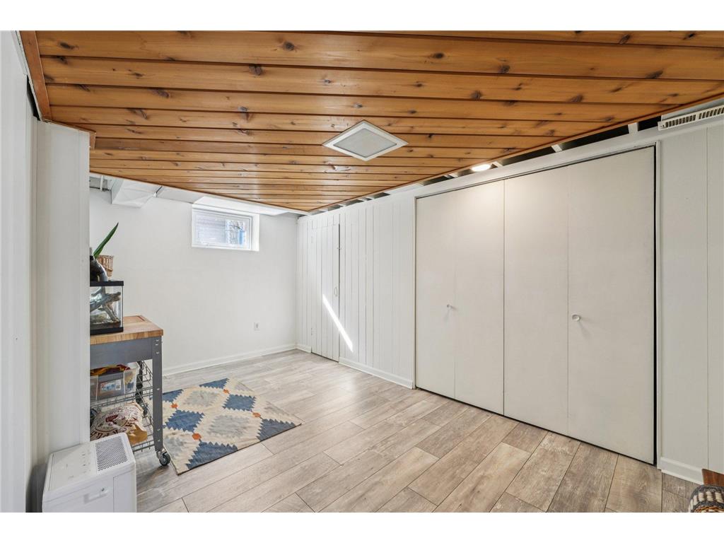 1002 Livingston Avenue West Saint Paul MN 55118 7052077 image22