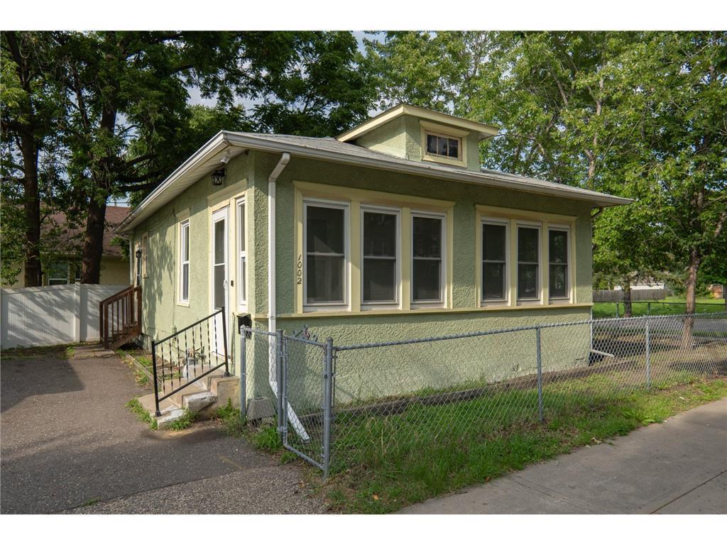 1002 Lowry Ave N Minneapolis MN 55411 6818282 image1