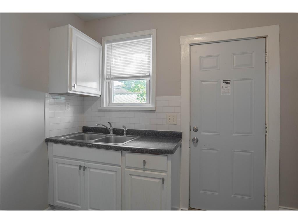 1002 Lowry Ave N Minneapolis MN 55411 6818282 image3