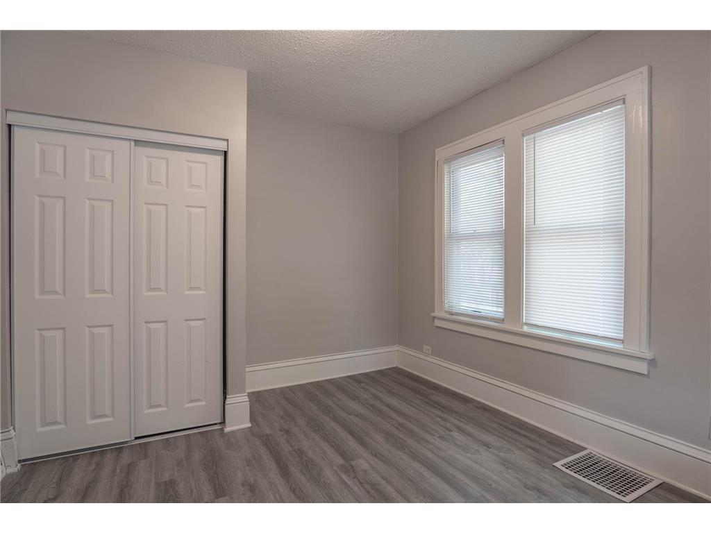 1002 Lowry Ave N Minneapolis MN 55411 6818282 image5