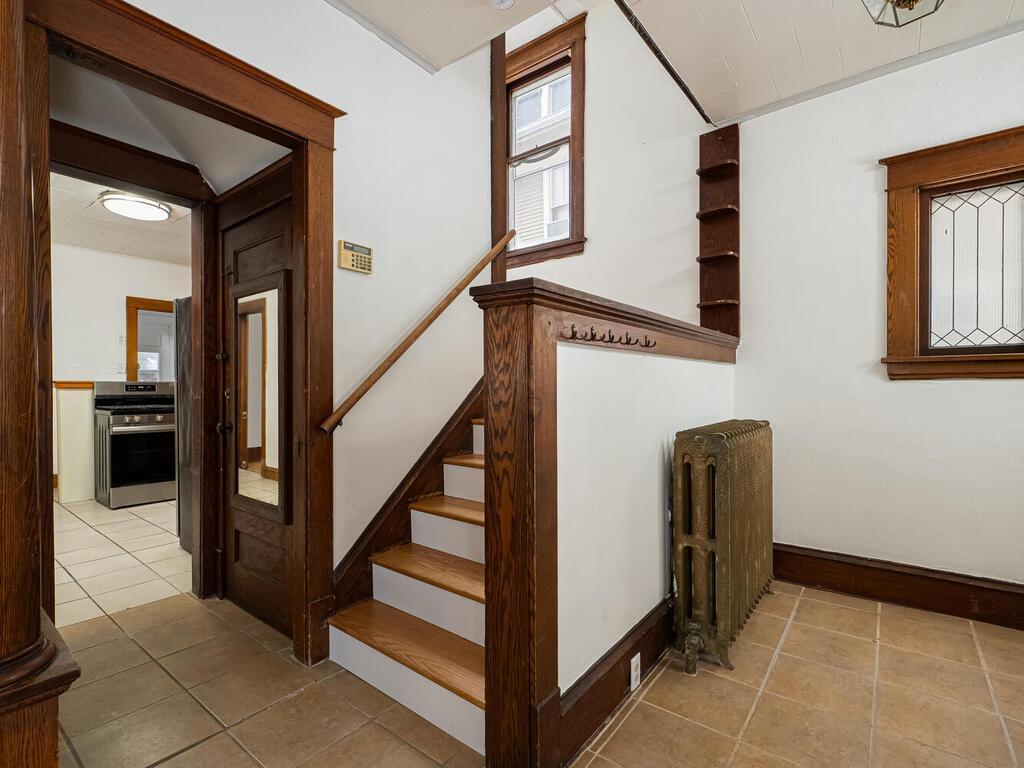 1002 Marshall Avenue Saint Paul MN 55104 6780438 image16