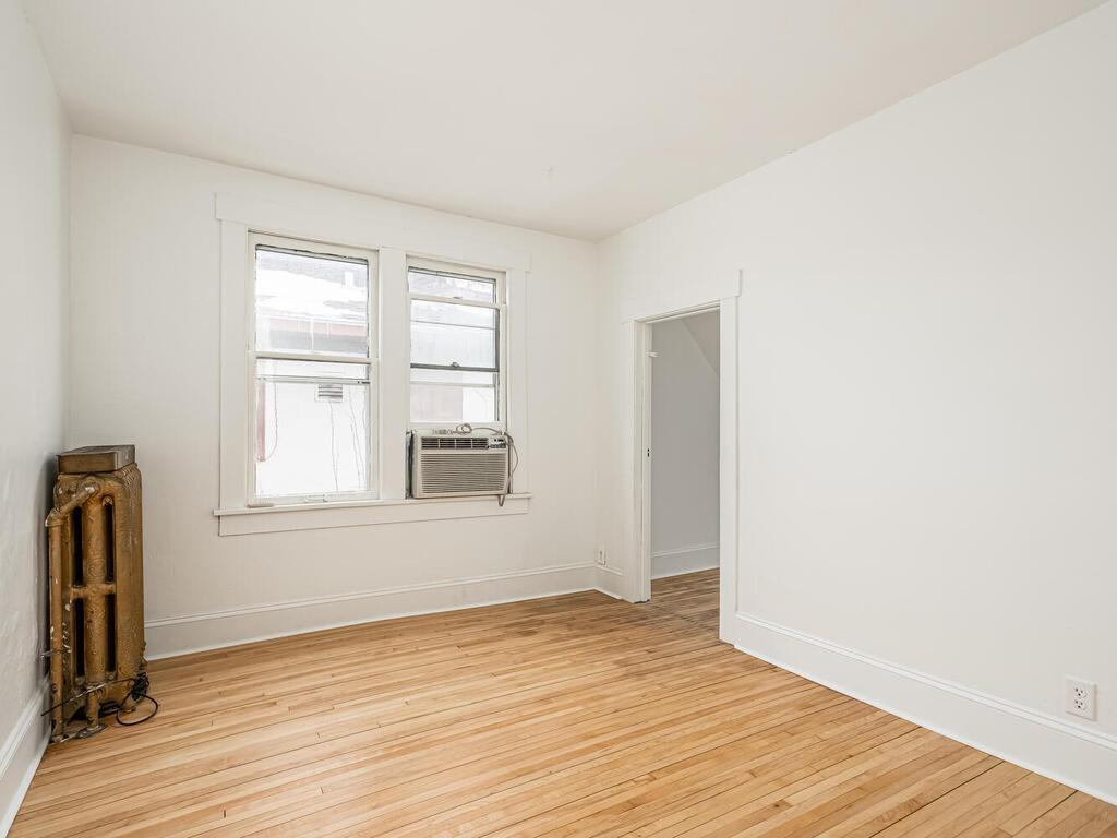 1002 Marshall Avenue Saint Paul MN 55104 6780438 image20