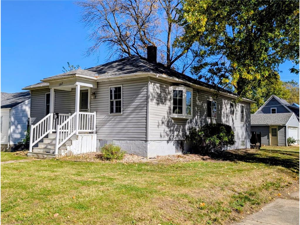 1002 N 6th Street Montevideo MN 56265 6812111 image1