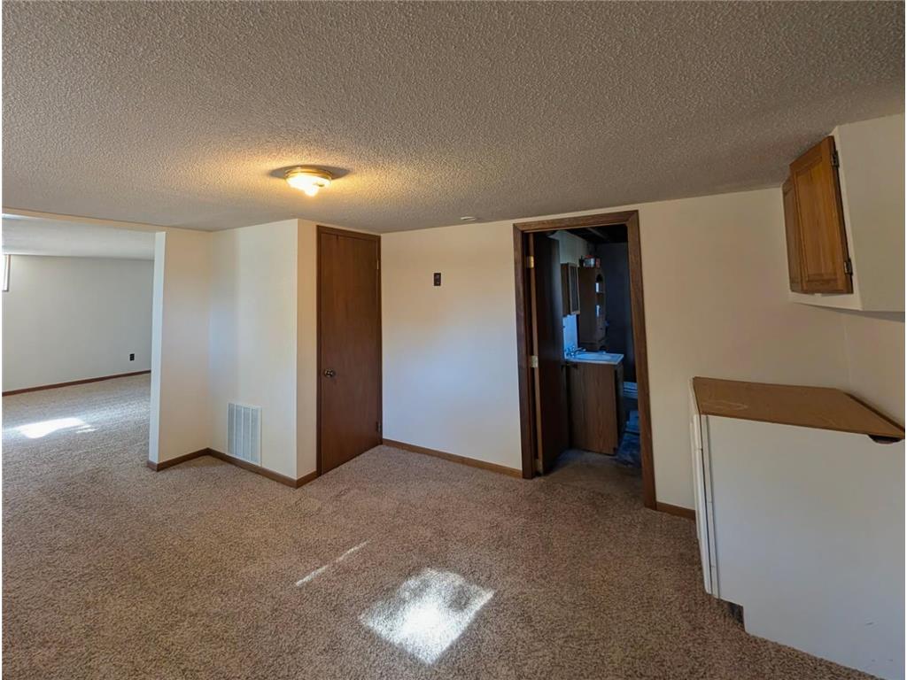 1002 N 6th Street Montevideo MN 56265 6812111 image20