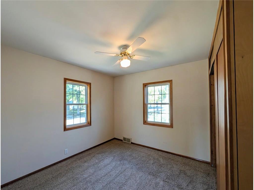 1002 N 6th Street Montevideo MN 56265 6812111 image4