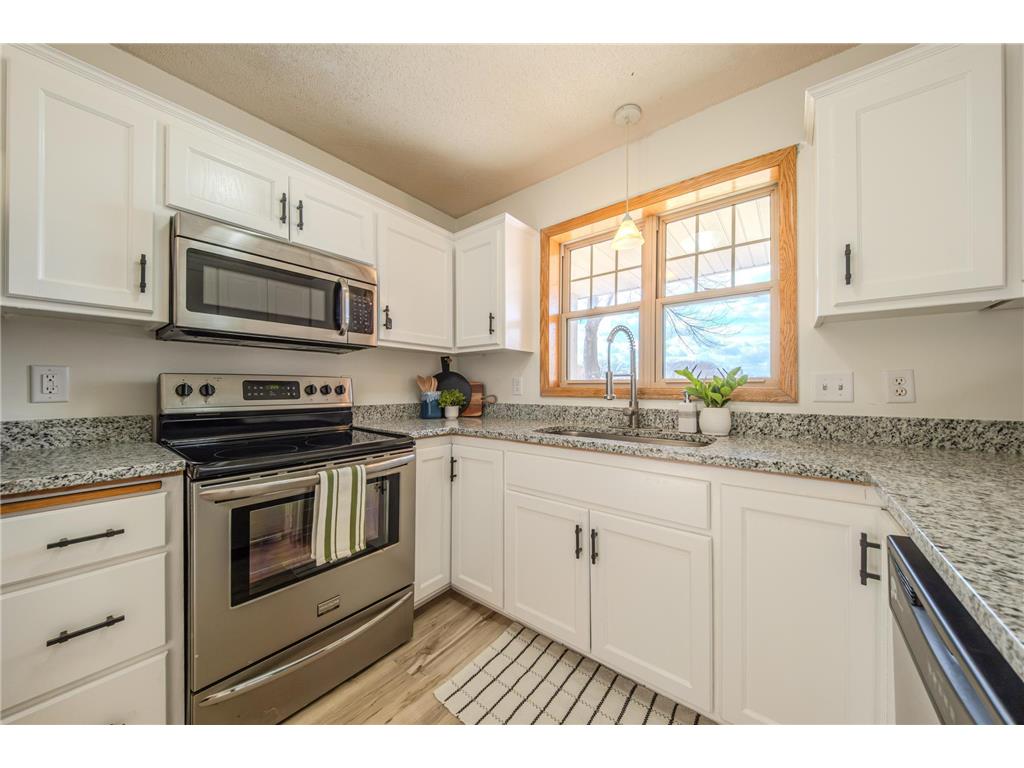 1002 Pleasant View Court NW Isanti MN 55040 7013472 image12