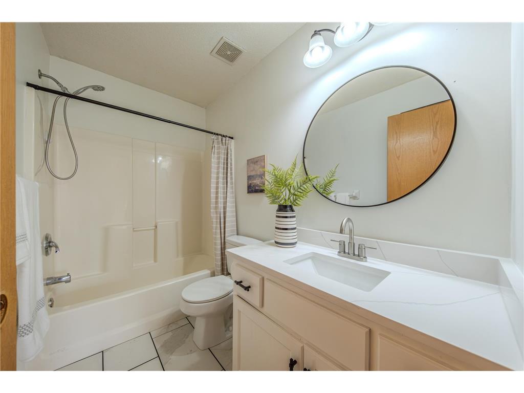 1002 Pleasant View Court NW Isanti MN 55040 7013472 image23