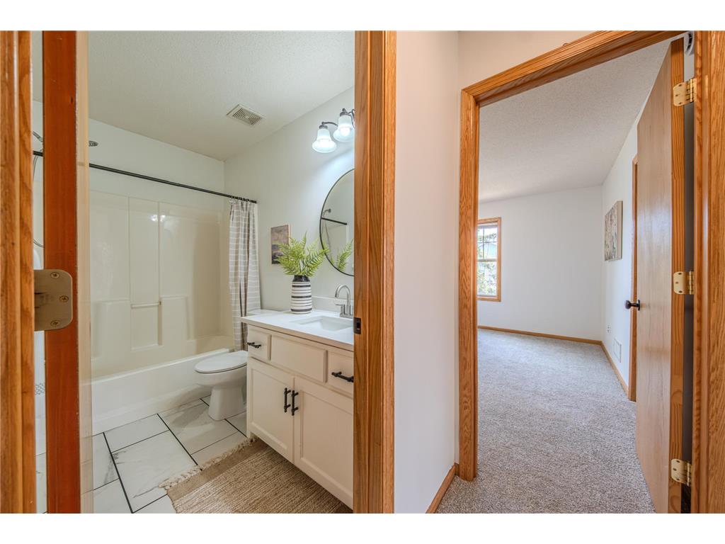 1002 Pleasant View Court NW Isanti MN 55040 7013472 image27