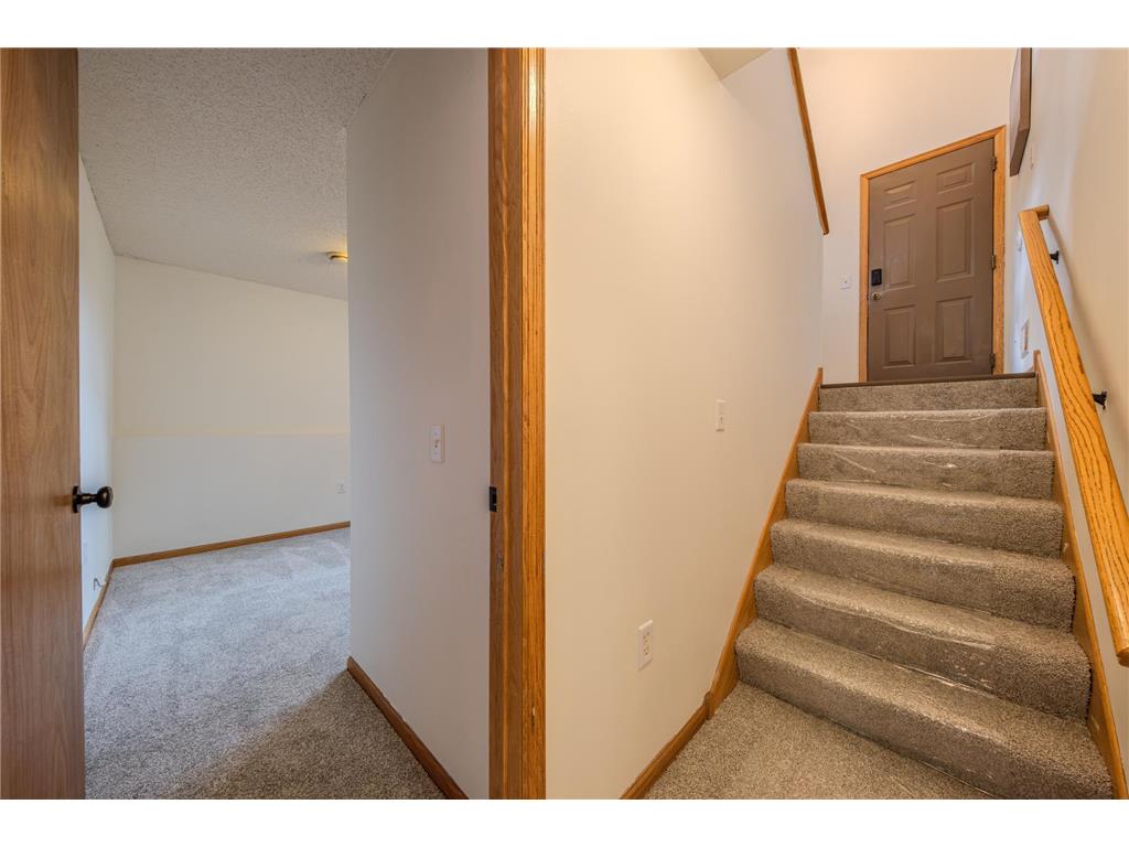 1002 Pleasant View Court NW Isanti MN 55040 7013472 image35