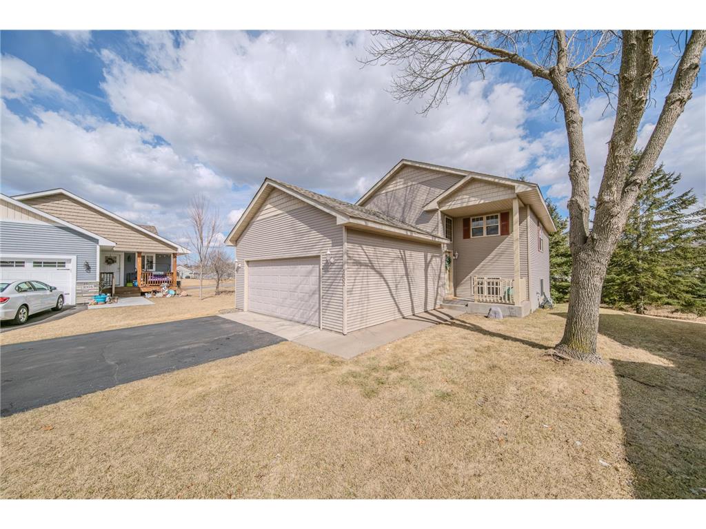 1002 Pleasant View Court NW Isanti MN 55040 7013472 image4