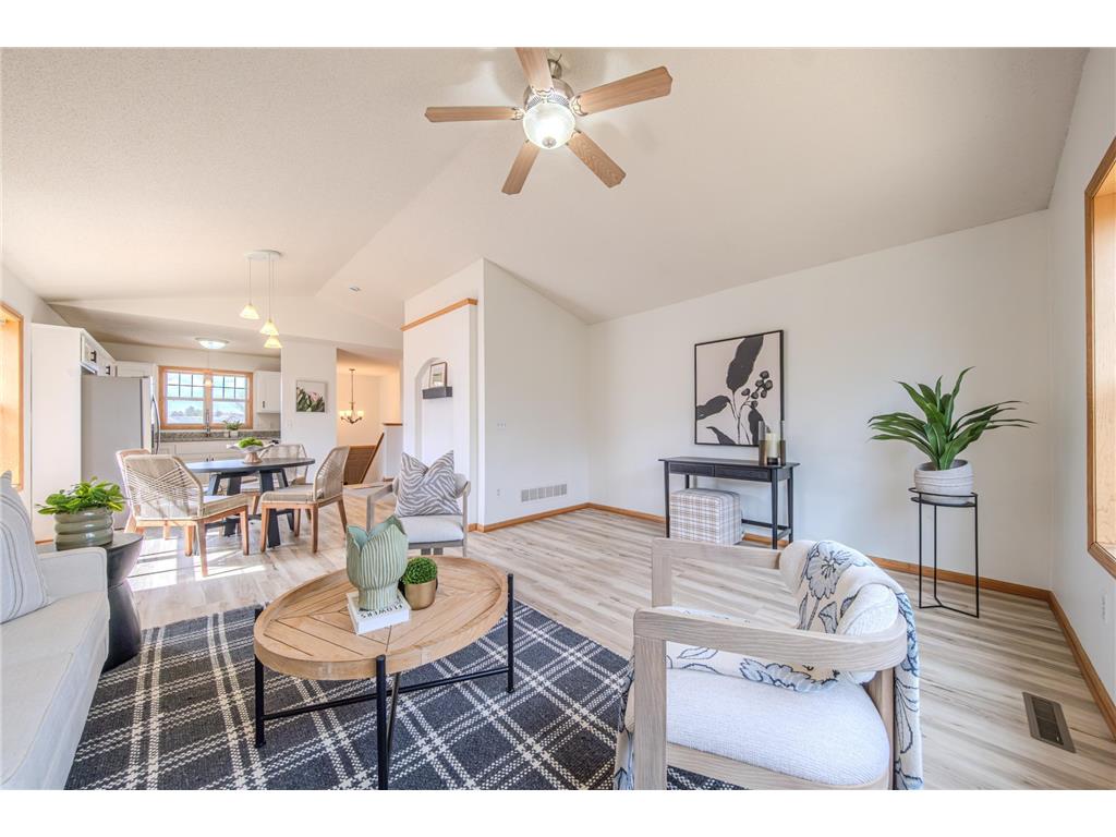 1002 Pleasant View Court NW Isanti MN 55040 7013472 image9