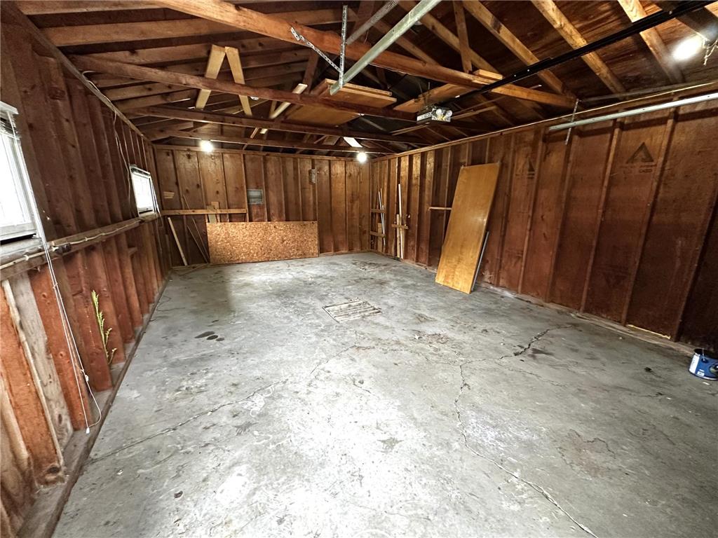 1002 Poplar Avenue Marshall MN 56258 7106627 image19