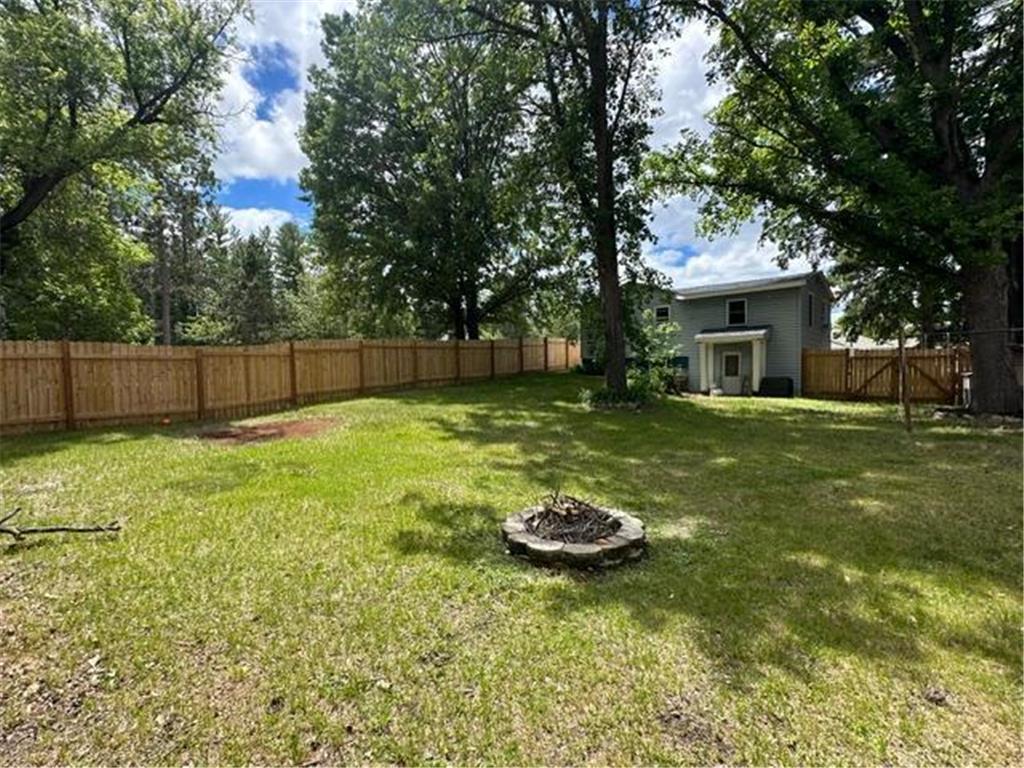 1002 SE 4th Street Grand Rapids MN 55744 7092600 image33