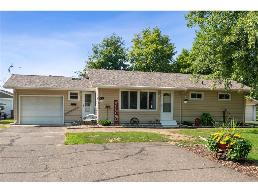 1002 W Lincoln Road New Richmond WI 54017 6410492 image1