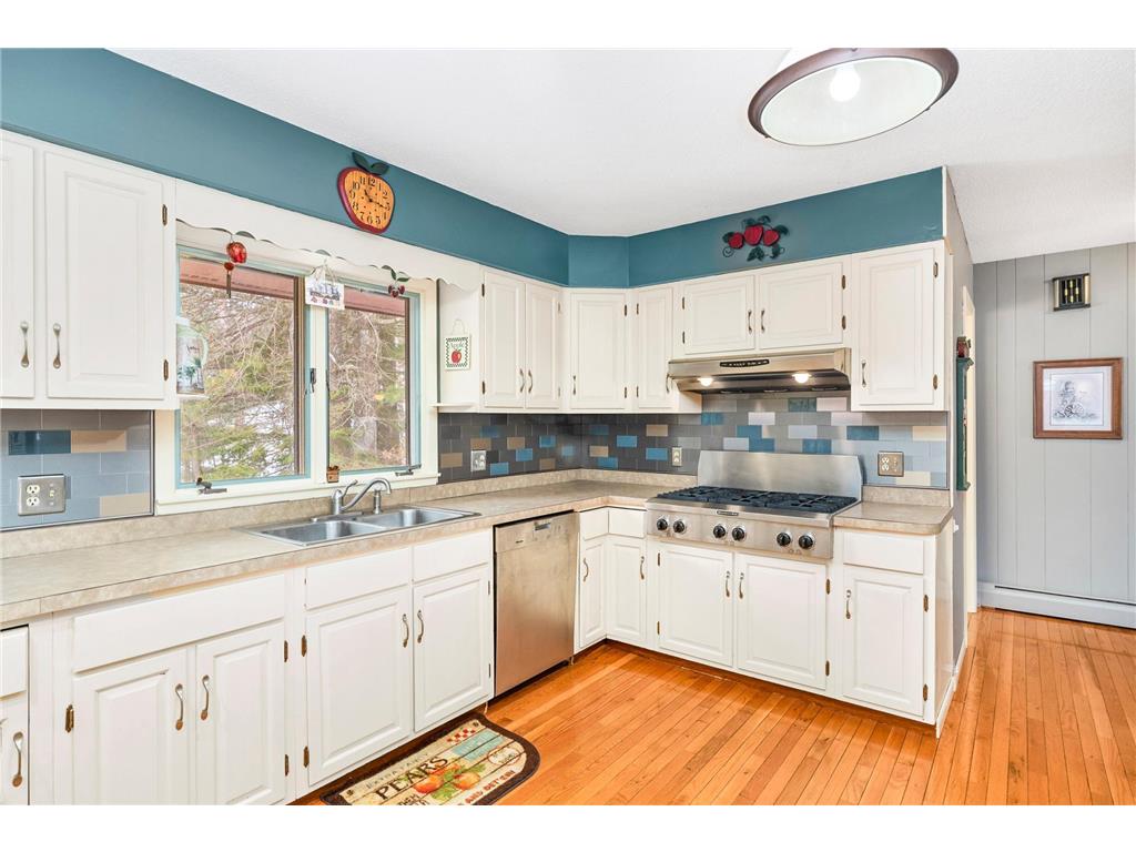 1002 Washington Avenue, Bayfield, WI, 54814 MLS 6516376 Edina Realty